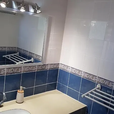דירה Joli 50m De La *